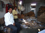 Mohamad Nafish Khan, recyclage du carton