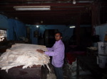 Rajkumar Khandare, traitement du cuir 