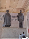 Statues monumentales de Mayawati et de son mentor politique Kanshi Ram