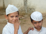 Enfants du quartier musulman de Nizamuddin, Delhi