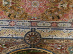 …comme ces plafonds peints dans le style des miniatures du Rajasthan.